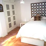 Precioso Duplex Reina Mercedes 5 Minutos Hospital